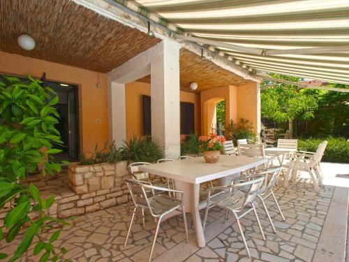 House Puntizela 747