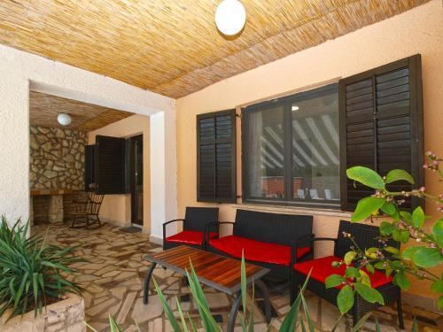 House Puntizela 747