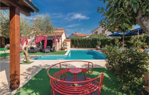 Four-bedroom Holiday Home In Pula