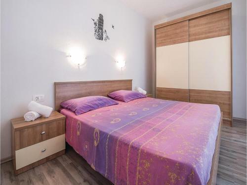 Two-bedroom Apartment In Pula