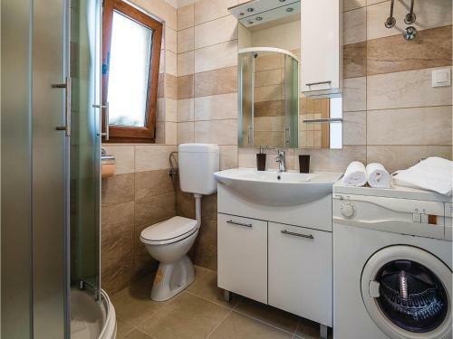 Two-bedroom Apartment In Pula