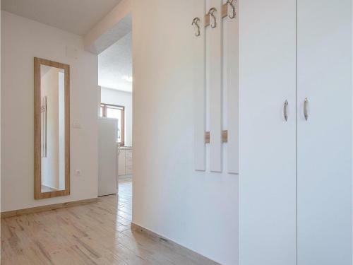 Two-bedroom Apartment In Pula