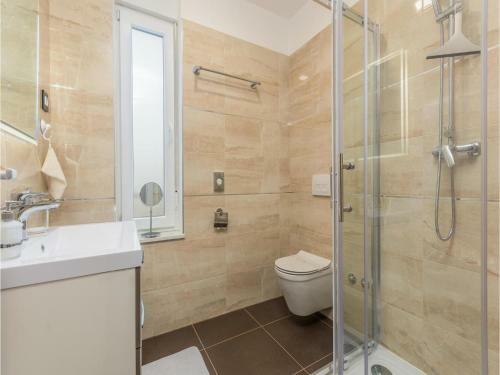 Three-bedroom Holiday Home In Pula