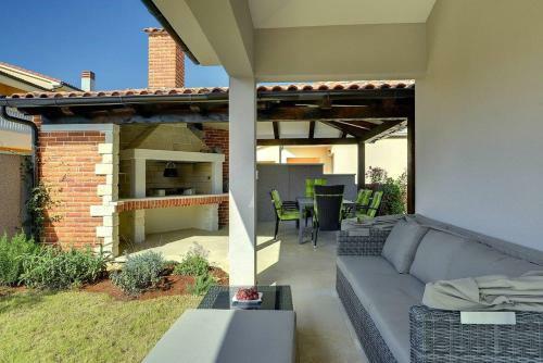 Casa Loborika