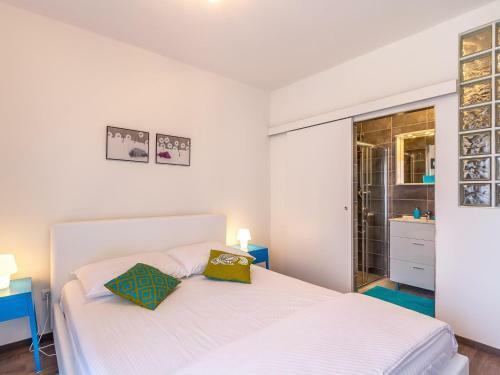 Apartment Miro