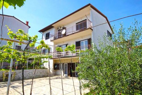 Apartments Valerija 847