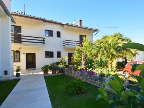Holiday Home Mirela