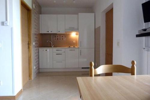 Apartment Stinjan 7369b