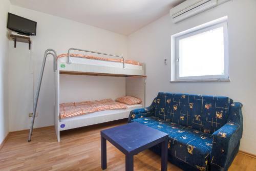 Hostel Step2