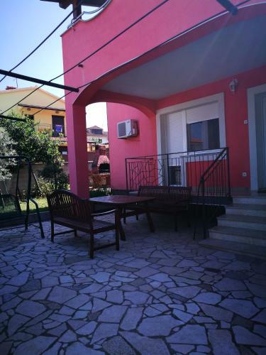 Apartment Nina
