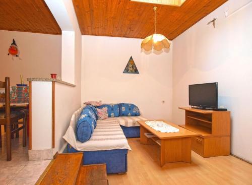 Apartments Mara 1323