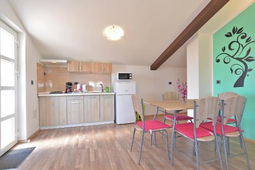 Apartments ?ino 1355