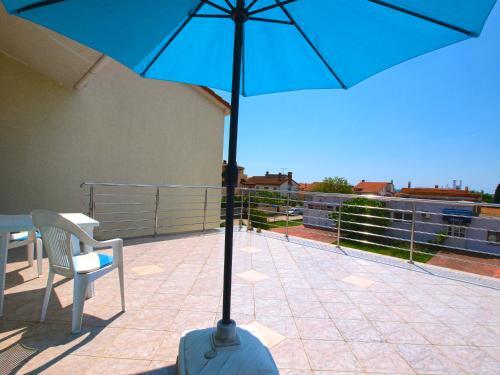 Apartment Veli Vrh 72