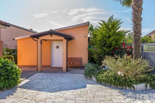 Holiday Home Majoli