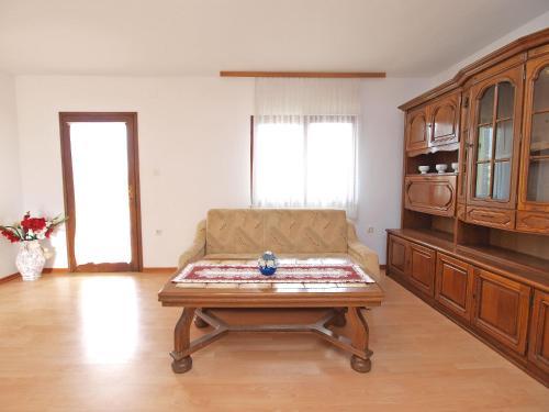Apartments Jure 978