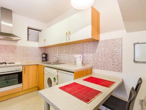 Apartment Slavica (11618)
