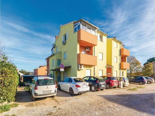 Two-bedroom Apartment In Pula