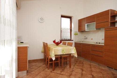 Apartment Premantura 2299a