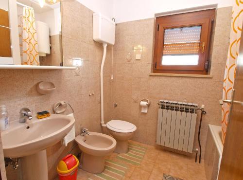Apartments Nives 748