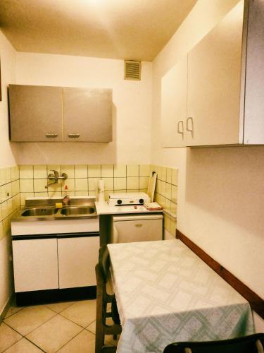 Apartment Niko Id:0008