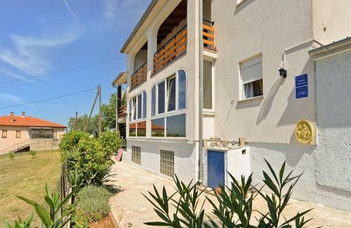 Apartments ?ino 1374