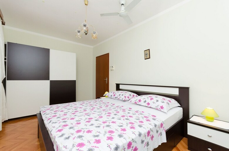 Apartment Neda