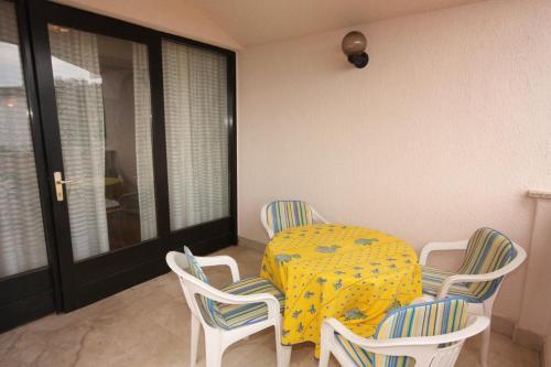 Apartments With A Parking Space Punat (krk) - 5375