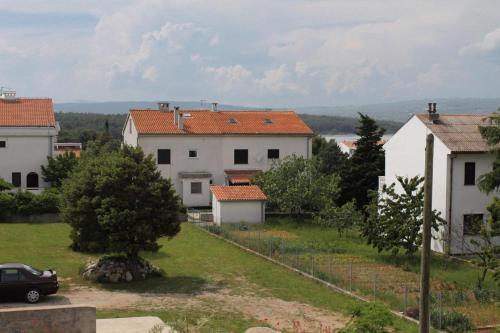 Apartments With A Parking Space Punat (krk) - 5408