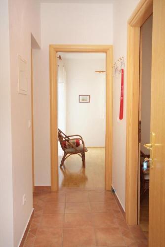 Apartments With A Parking Space Punat (krk) - 5408