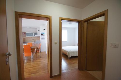 Apartments With A Parking Space Punat (krk) - 15231