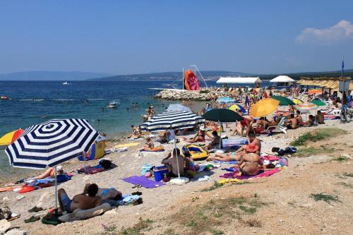 Apartments With A Parking Space Punat (krk) - 15231