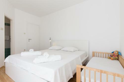 Apartamentos One4all - Delux