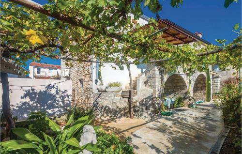 One-bedroom Holiday Home In Punat