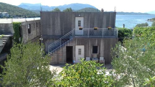 Apartment Luka Dubrava 14040c