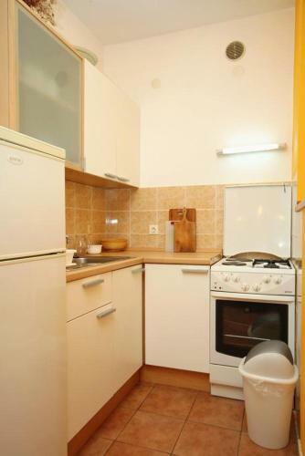 Apartments By The Sea Kneza (korcula) - 9171
