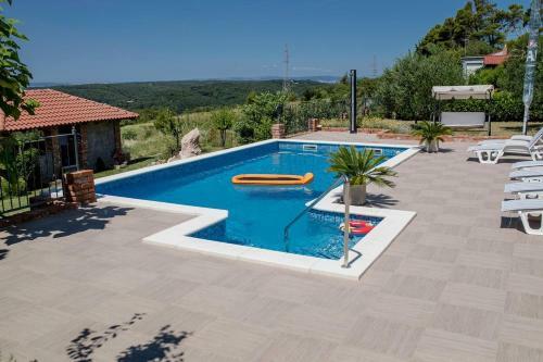 Apartment Palit 16330b
