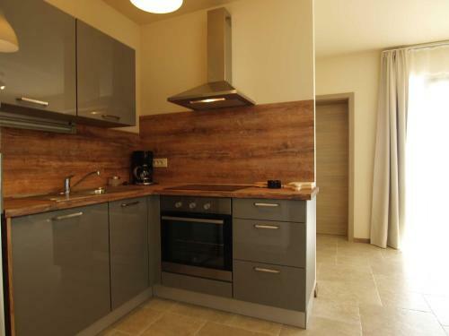 Two-bedroom Apartment In Barbat X