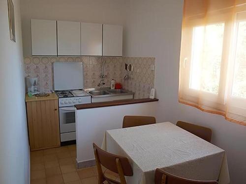 Apartments With A Parking Space Lopar (rab) - 16389