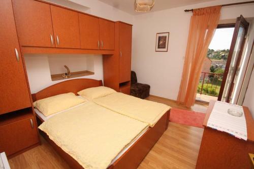 Apartments By The Sea Kampor (rab) - 5037