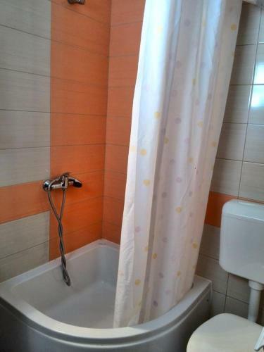 Hostal Double Room Kampor 12773b