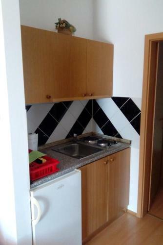 Apartments With A Parking Space Barbat (rab) - 16222