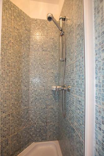 Apartments With A Parking Space Barbat (rab) - 16245