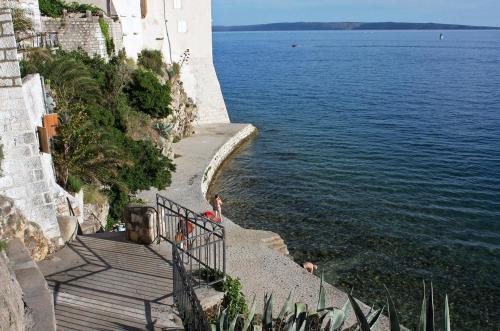 Hostal Rooms By The Sea Rab - 3208