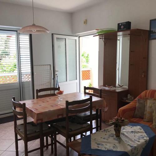 Apartment Banjol 15679b