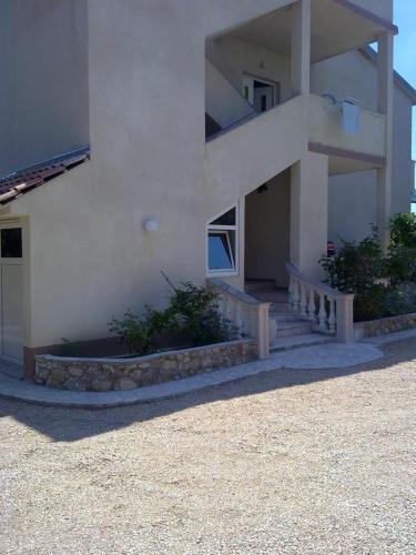 Apartment Banjol 15463b