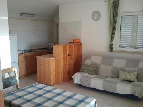 Apartment Banjol 14134a
