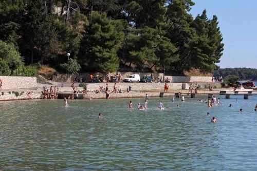 Apartment Banjol 5071a