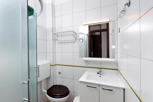 Apartments With A Parking Space Supetarska Draga - Gonar (rab) - 4987