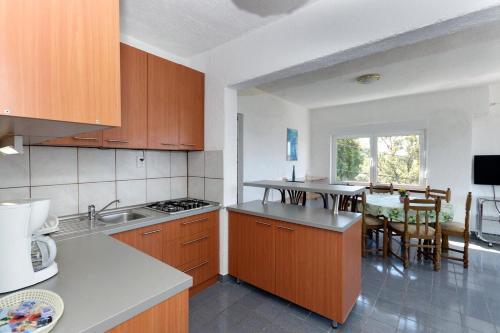 Apartments With A Parking Space Supetarska Draga - Gonar (rab) - 4987