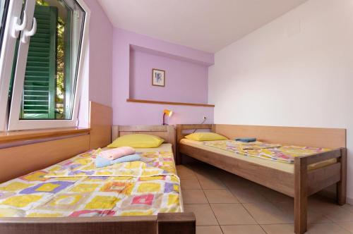 Apartments With A Parking Space Supetarska Draga - Gonar (rab) - 4987